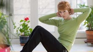 ۵ اشتباه مرگبار در حرکات شکم که کمرتان را نابود می‌کند